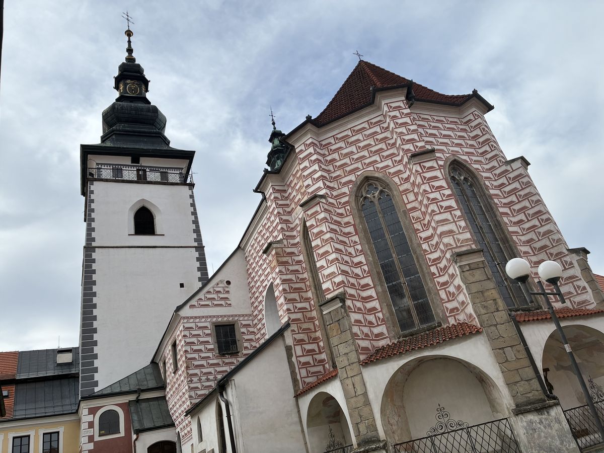 Finančné plánovanie v rodine pre medzigeneračnú stabilitu a rast