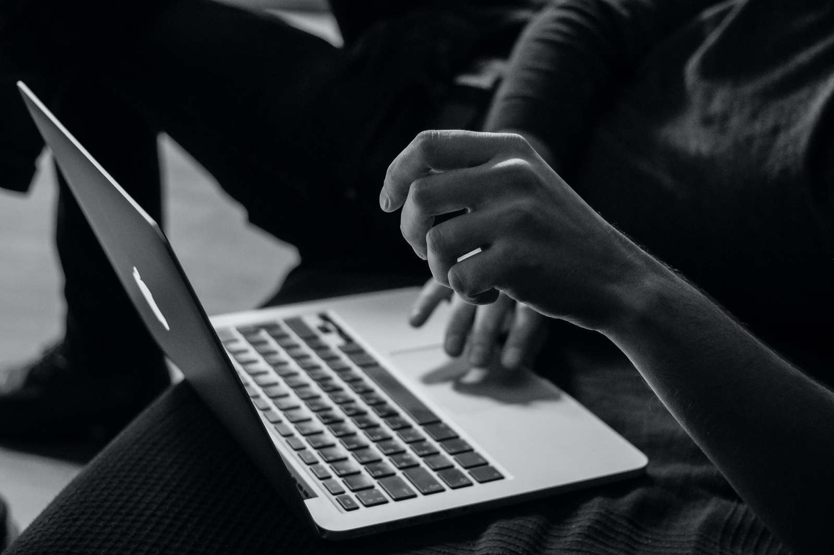 Vznik a rozvoj gotického slohu v Európe: historické a technologické inovácie